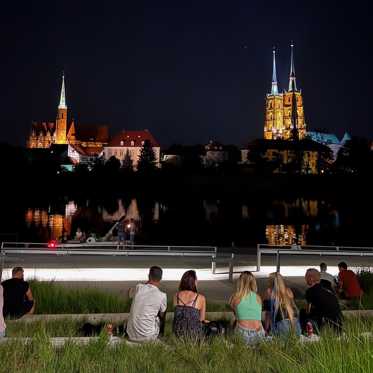 wroclaw at-night